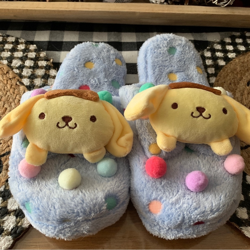 NEW PomPom Pompompurin plush adult slippers size 40-41